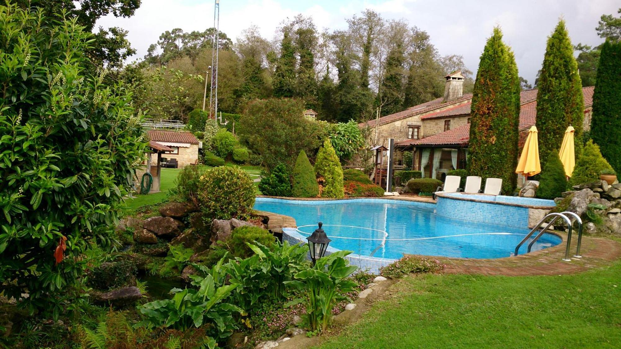 Aldea Os Muinos Guest House As Mirans Bagian luar foto