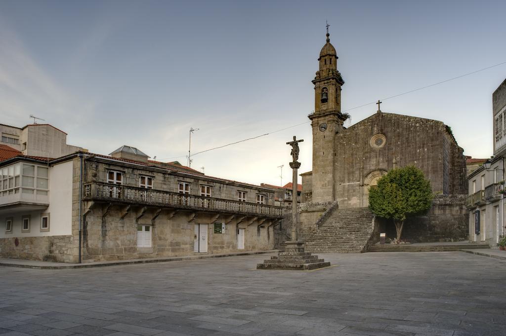 Aldea Os Muinos Guest House As Mirans Bagian luar foto