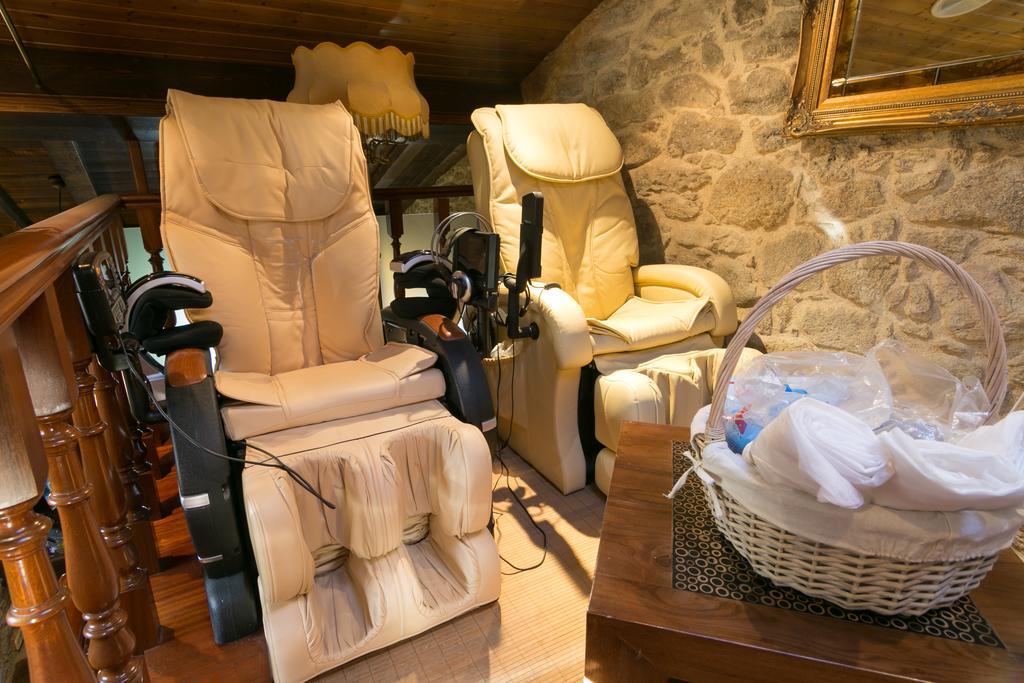 Aldea Os Muinos Guest House As Mirans Bagian luar foto