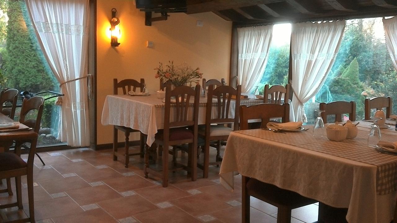 Aldea Os Muinos Guest House As Mirans Bagian luar foto